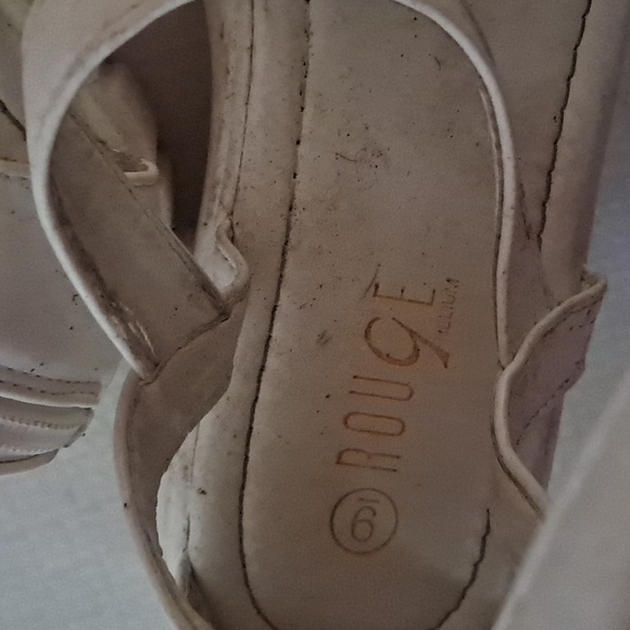 Sandals - Picture 3 of 3